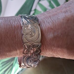 🌺🏝Hawaiian Floral/Tropical Engraved Heavy Silver 925 Wide Bracelet Sz L 8"
